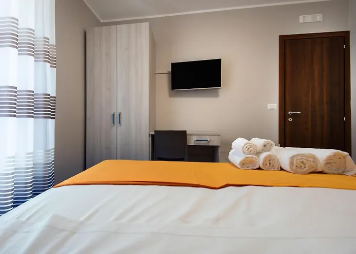 Nella Mia Citta 라고네그로